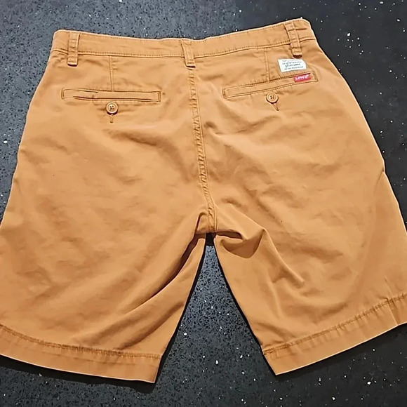 LEVI'S SHORT - Picture 5 of 9